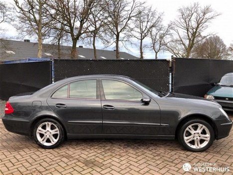 Mercedes-Benz E-klasse - E 200 Kompressor Classic - 1