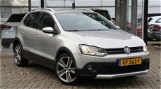 Volkswagen Polo - 1.2 TSI Cross | Parkeer sensor achter | Trekhaak |