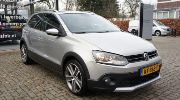 Volkswagen Polo - 1.2 TSI Cross | Parkeer sensor achter | Trekhaak | - 1