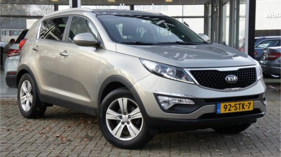 Kia Sportage - 2.0 X-ecutive Plus Pack | Navigatie | Camera | Trekhaak | Leder interieur - 1