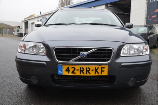 Volvo S60 - 2.4 Kinetic |2e eigenaar|NAP|Dealer Onerh.| - 1