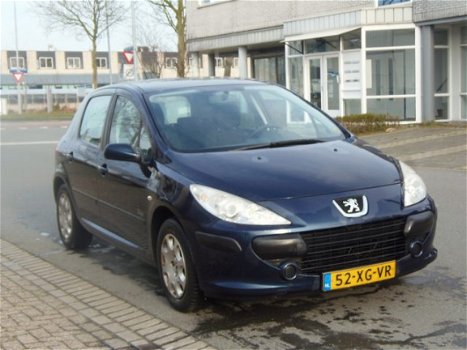 Peugeot 307 - 1.6-16V D.Sign Nieuwe APK - 1