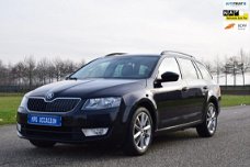 Skoda Octavia Combi - 1.6 TDI Greentech JOY Business Automaat, Navi, Clima, Cruise, PDC