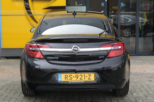 Opel Insignia - 1.6 CDTI Innovation LEDER / CAMERA / NAVI / KEYLESS /ELEKTR. STOELEN / STOELVERWARMI - 1