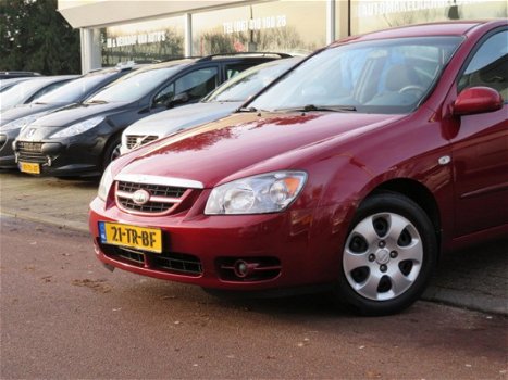 Kia Cerato - 1.6-16V LX 2e Eigenaar/Nieuwe Apk/Airco/Elec Ramen - 1