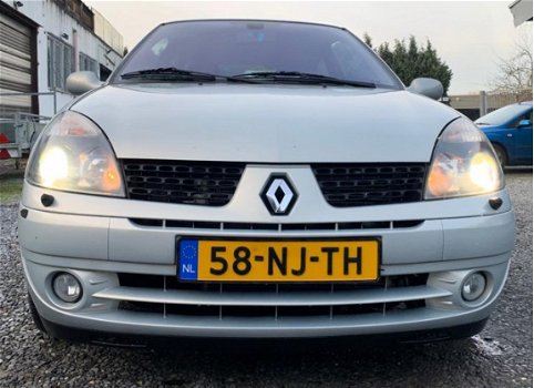 Renault Clio - 1.6 16V Initiale XENON LMV CRUISE - 1