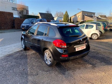 Renault Clio Estate - 1.2 TCE 20th Anniversary PANORAMA DAK LMV CLIMATE CONTROLE PARKEER HULP NW APK - 1