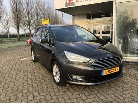 Ford Grand C-Max - 1.5 TDCi Titanium 7 Persoons Trekhaak, Navigatie - 1