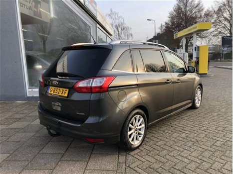 Ford Grand C-Max - 1.5 TDCi Titanium 7 Persoons Trekhaak, Navigatie - 1