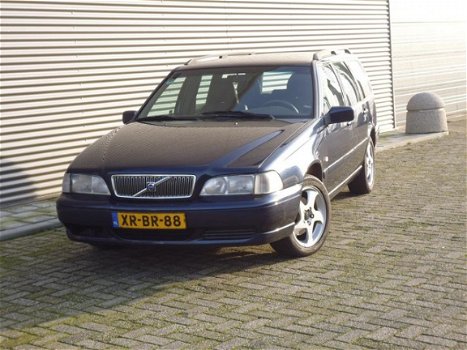 Volvo V70 - 2.5 Europa Youngtimer - 1