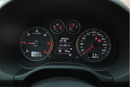 Audi A3 Sportback - 1.6 TDI Ambiente Pro Line - 1