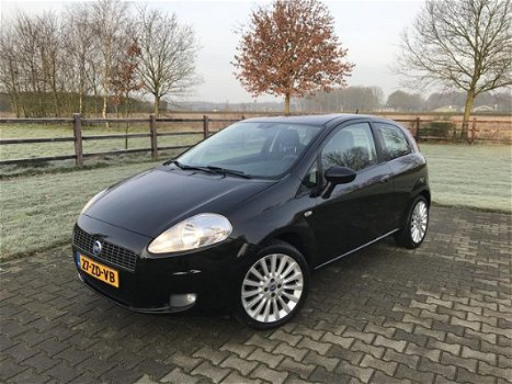 Fiat Grande Punto - 1.4 Dynamic * Airco * Cruise * Nap * Apk 12-2020 - 1