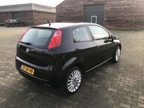 Fiat Grande Punto - 1.4 Dynamic * Airco * Cruise * Nap * Apk 12-2020 - 1