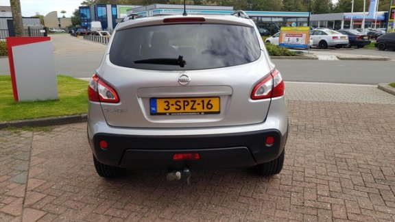 Nissan Qashqai - 1.6 360 AVM - 1