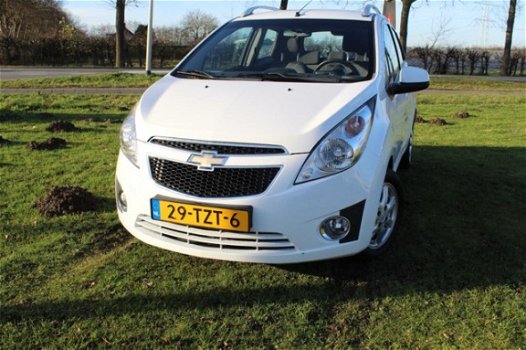 Chevrolet Spark - 1.0 16V LT Bi-Fuel - 1