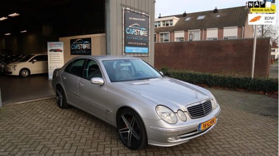 Mercedes-Benz E-klasse - 200 K. Avantgarde AUTOMAAT/NAP - 1