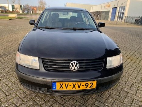 Volkswagen Passat - 1.8-5V Nieuwe APK, Airco, Elektrische Ramen.NAP - 1