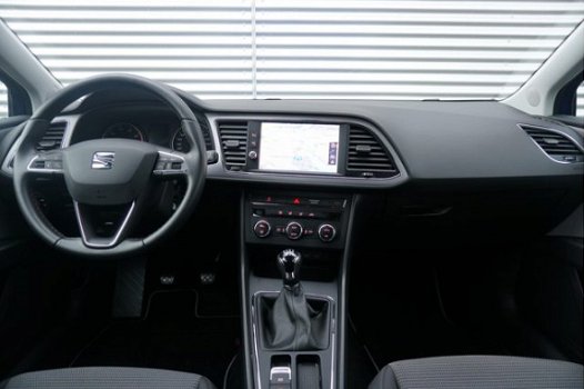 Seat Leon - 1.4EcoTSI/150PK Style · Navigatie · Cruise control · Parkeersensoren - 1