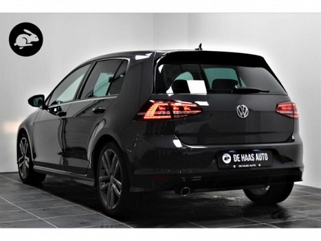 Volkswagen Golf - 1.2 TSI R Line/Led/Nav/PDC - 1