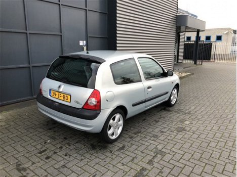 Renault Clio - 1.2-16V Nw APK 136km NAP --Inruil Mogelijk - 1