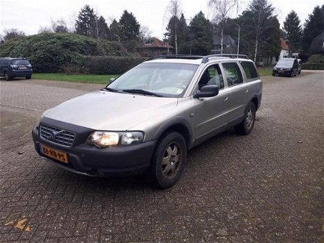 Volvo V70 Cross Country - 2.4 T Comfort Line 4X4 BJ 2001 - 1