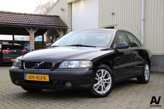 Volvo S60 - 2.3 T-5 250 PK / Automaat / Youngtimer / Navigatie - 1