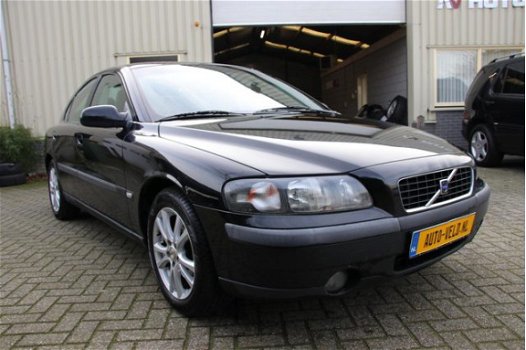 Volvo S60 - 2.3 T-5 250 PK / Automaat / Youngtimer / Navigatie - 1