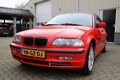 BMW 3-serie Touring - 330xi Youngtimer / Open dak / Xenon / Leer - 1 - Thumbnail