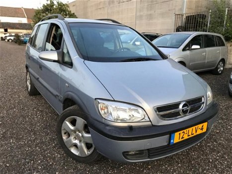 Opel Zafira - 2.2i-16V Comfort - 1