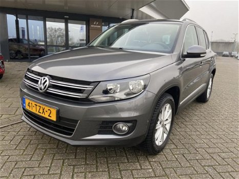 Volkswagen Tiguan - 1.4 TSI Sport&Style 4Motion - 1