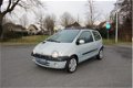 Renault Twingo - 1.2 Kenzo SCHUIFDAK AIRCO NIEUWE APK - 1 - Thumbnail