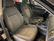 Volkswagen Golf - 1.6 FSI Turijn , 5-DEURS, AIRCO