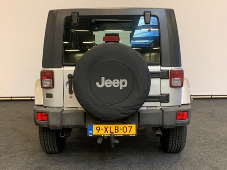 Jeep Wrangler Unlimited - 3.8 , AUTOMAAT, HARDTOP - 1