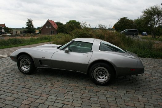 Chevrolet Corvette C3 in 25th. jubileum uitvoering. - 2