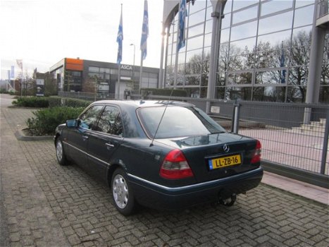 Mercedes-Benz C-klasse - 180 Sport automaat/lmv/N.A.P /A.P.K - 1