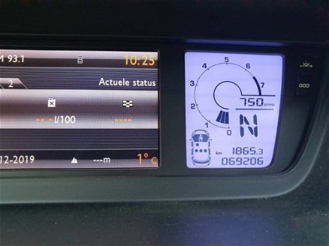 Citroën C4 Picasso - 1.6 THP Business Automaat Climate, Trekhaak, Parkeersensoren - 1