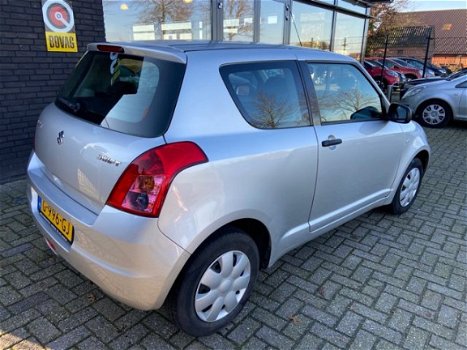 Suzuki Swift - 1.3 COMFORT - 1