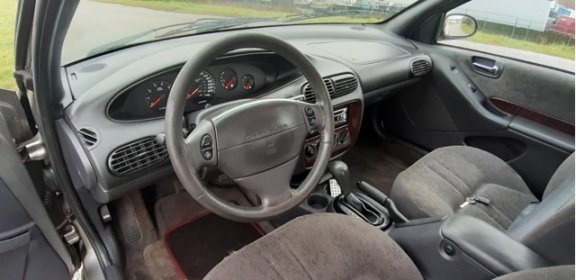 Chrysler Stratus - 2.5i-24V V6 LX Nieuwe Apk - 1