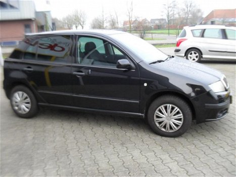 Skoda Fabia - 1.9 TDI Equipe plus perfect onderh.1900 tdi nw apk inruilkoopje - 1