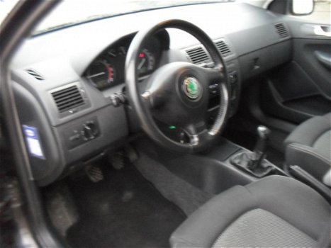 Skoda Fabia - 1.9 TDI Equipe plus perfect onderh.1900 tdi nw apk inruilkoopje - 1