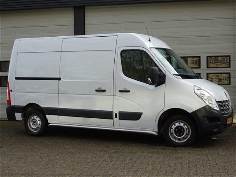 Renault Master - T35 2.3 dCi 126pk L2H2 - APK 2020 - Airco - 1