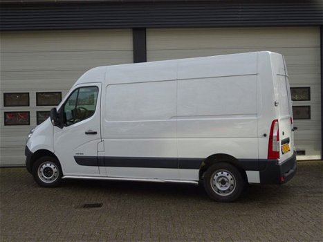 Renault Master - T35 2.3 dCi 126pk L2H2 - APK 2020 - Airco - 1