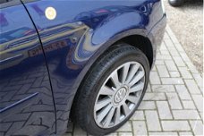 Volkswagen Touran - 1.6-16V FSI Trendline | AIRCO | TREKHAAK | PARROT