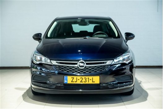 Opel Astra - 1.4 Turbo Online Edition | Navigatie | Airco | Cruise Control | Parkeersensoren | Licht - 1