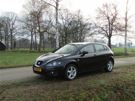 Seat Leon - 1.2 TSI STYLE / 2011 / AIRCO / CRUISE / 134DKM - 1