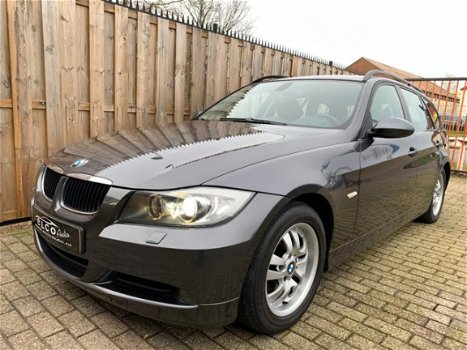 BMW 3-serie Touring - 320i 150pk High Executive - 1