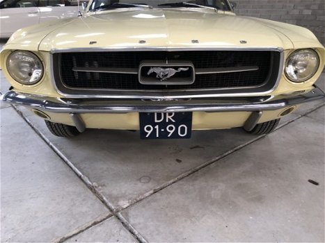 Ford Mustang - Coupe - 1