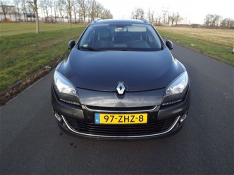 Renault Mégane Estate - Bose Navi, PDC, Achteruitrijcamera, Trekhaak - 1