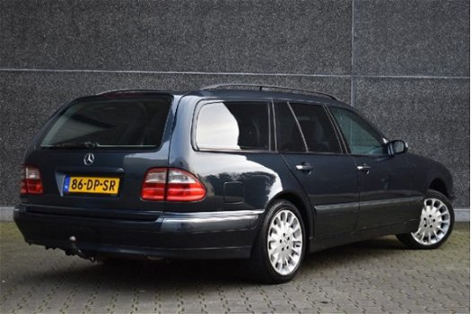 Mercedes-Benz E-klasse Combi - 220 CDI Elegance AUT Trekhaak Airco - 1