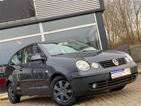 Volkswagen Polo - 1.2-12V Comfortline - 1